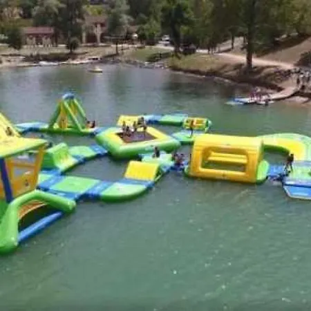 Κάμπινγκ Camping 3 Etoiles - Piscine - Eebebe Montgeard