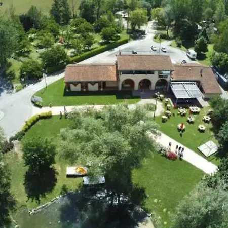 Κάμπινγκ Camping 3 Etoiles - Piscine - Eebebe *